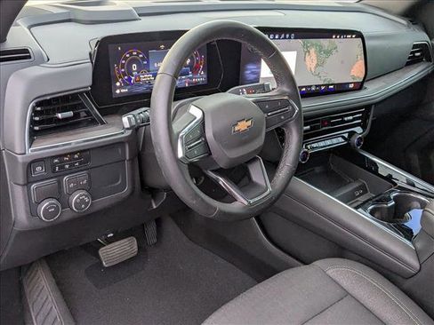 Used 2026 Chevrolet Tahoe LS RWD image 12