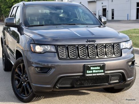 Used 2019 Jeep Grand Cherokee Altitude image 2