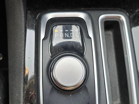 Used 2023 Chrysler 300 Touring RWD image 22