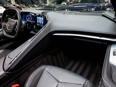 Used 2022 Chevrolet Corvette Stingray Coupe w/ Z51 Performance Package image 99