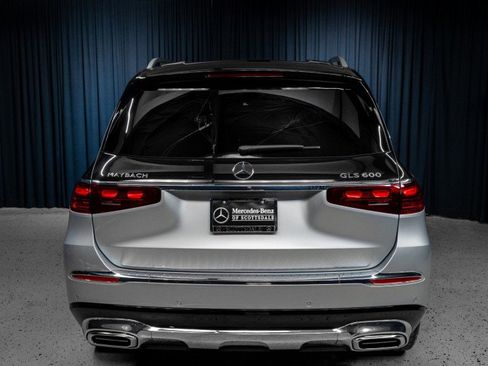Certified 2025 Mercedes-Benz Maybach GLS 600 4MATIC image 5