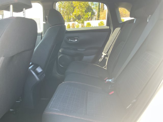 Certified 2025 Honda HR-V Sport image 25