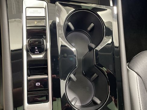 New 2026 Volkswagen Atlas Peak Edition image 27