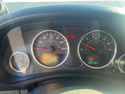 Used 2013 Jeep Wrangler Unlimited Sahara w/ Dual Top Group image 6