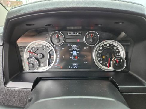 Used 2015 RAM 1500 Laramie w/ Convenience Group image 31