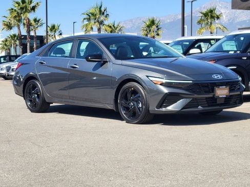 New 2026 Hyundai Elantra SEL Sport Premium image 27