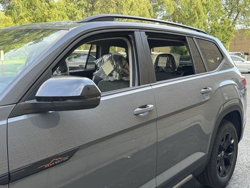 New 2026 Volkswagen Atlas Peak Edition AWD/4WD image 25