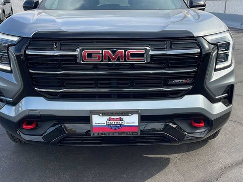 New 2027 GMC Terrain AT4 w/ Convenience Package III AWD/4WD image 9