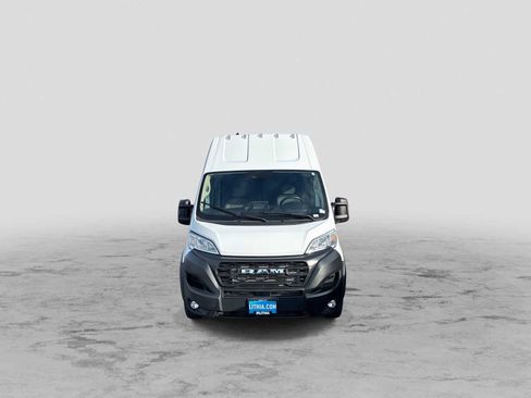 Used 2024 RAM ProMaster 3500 w/ Premium Convenience Group image 3