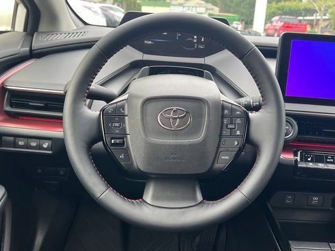 Certified 2025 Toyota Prius Plug-In Hybrid FWD image 22
