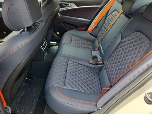 New 2026 Genesis G70 3.3T Prestige image 8