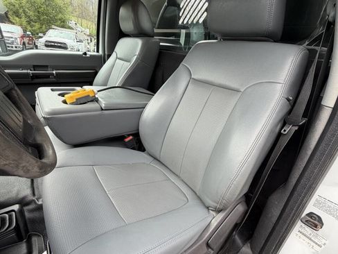 Used 2015 Ford F350 XL w/ Power Equipment Group image 35