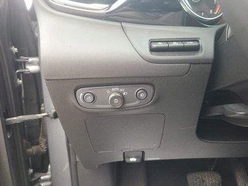 Used 2021 Buick Encore GX Essence w/ Advanced Technology Package image 25