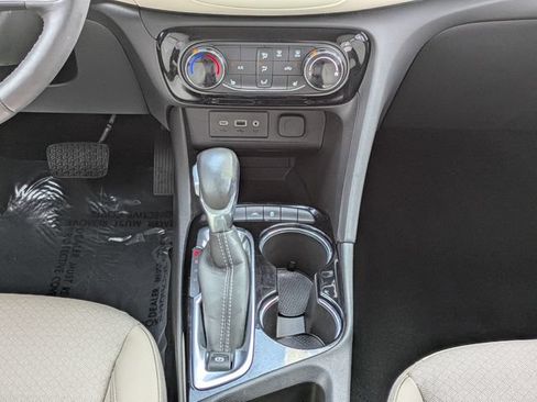 Used 2023 Buick Encore GX Preferred w/ Cold Weather Comfort Package FWD image 19