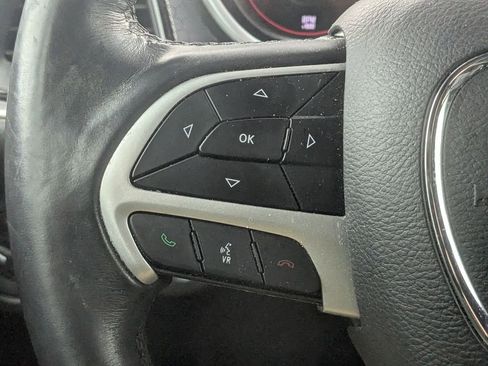 Used 2018 Dodge Challenger SXT Plus image 16