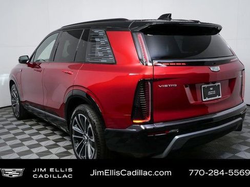 Certified 2026 Cadillac Vistiq Sport image 27