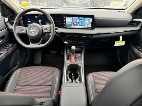 New 2026 Nissan Kicks SR w/ SR Premium Package image 14