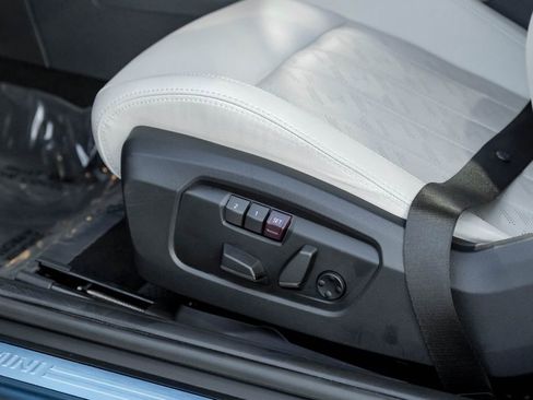 Used 2025 MINI Cooper S image 40