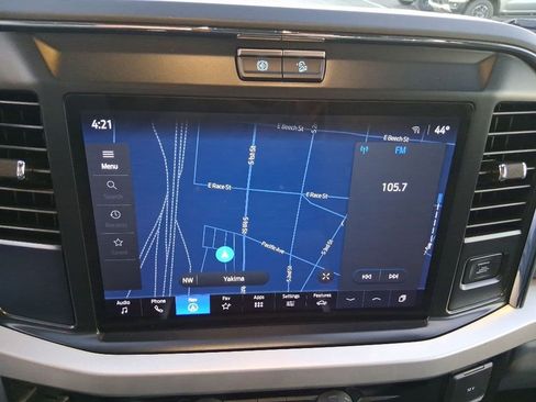 Used 2025 Ford F350 XLT w/ Black Appearance Package image 15