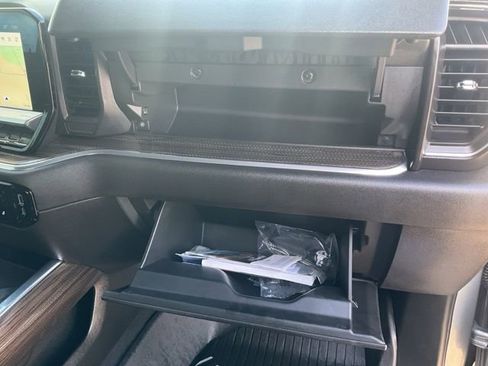 Used 2024 Chevrolet Silverado 1500 RST image 31