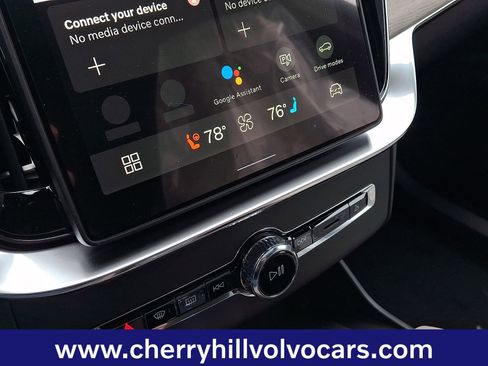 New 2026 Volvo XC90 B6 Ultra w/ Protection Package Premier image 13