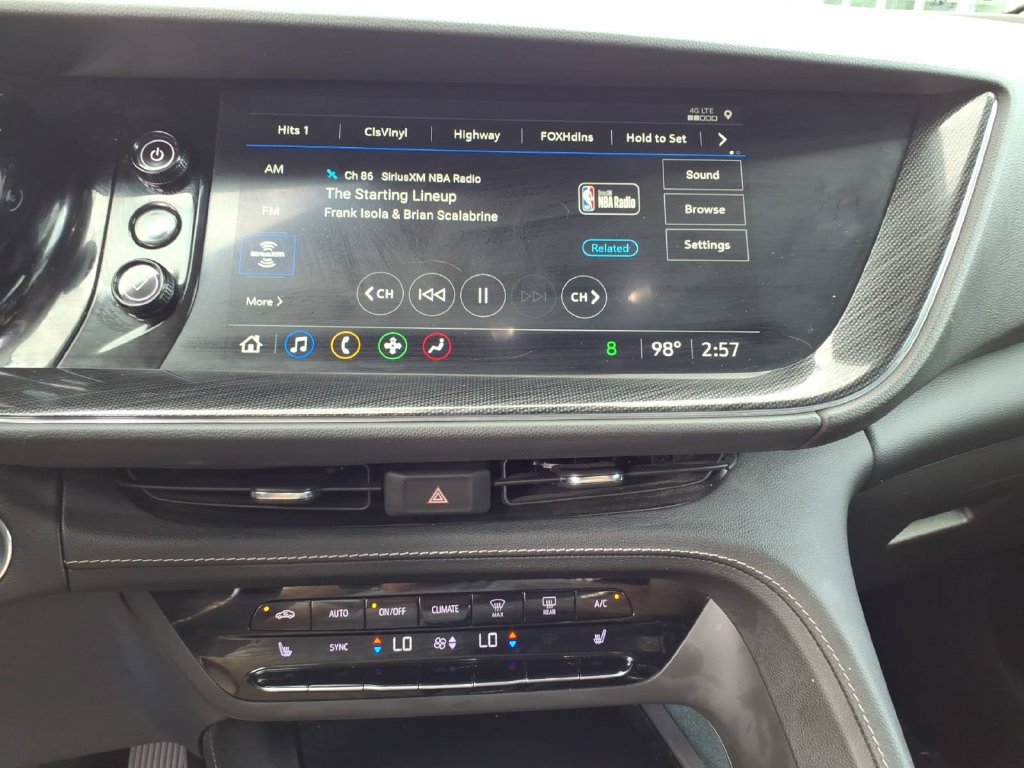 Used 2023 Buick Envision Essence FWD image 9
