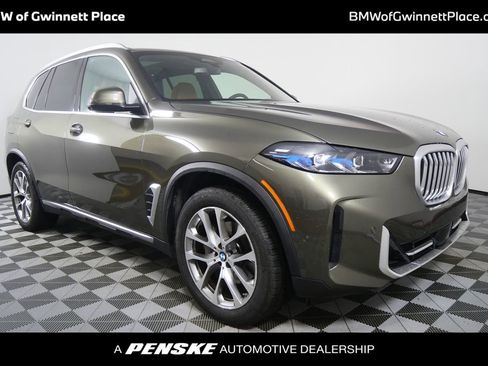 Certified 2026 BMW X5 xDrive40i image 1