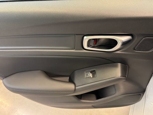 Certified 2025 Acura Integra FWD image 39
