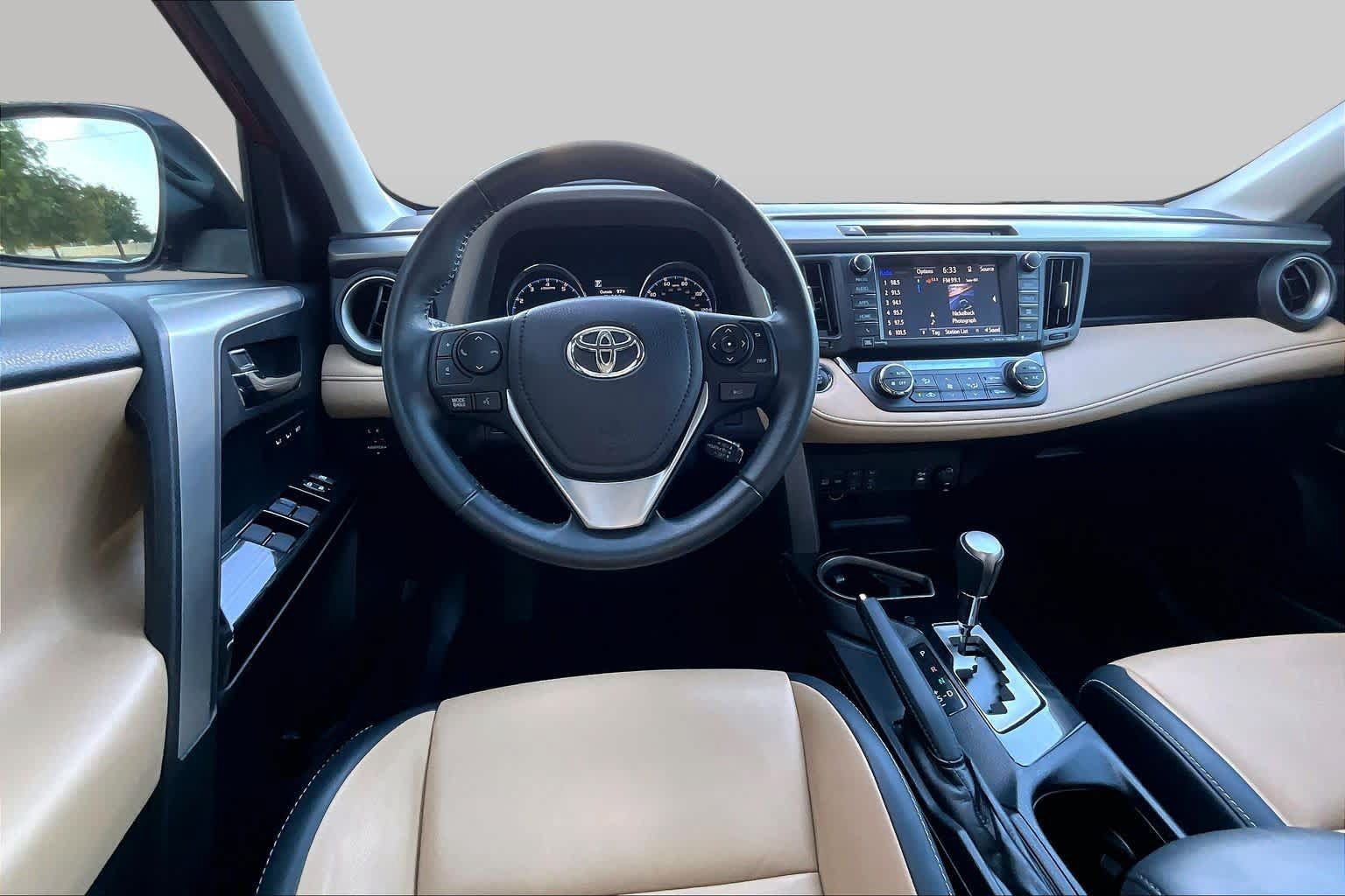Used 2016 Toyota RAV4 Limited w/ Advanced Technology Package FWD image 6