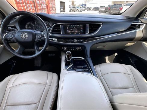 Used 2019 Buick Enclave Premium image 15