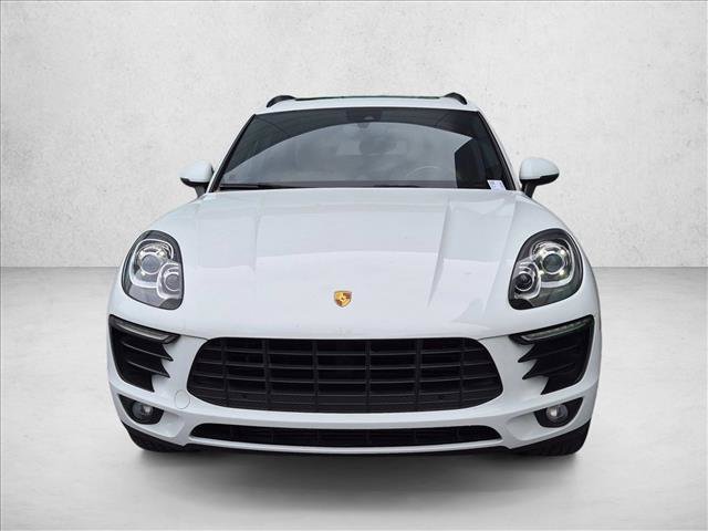 Used 2018 Porsche Macan AWD/4WD image 2