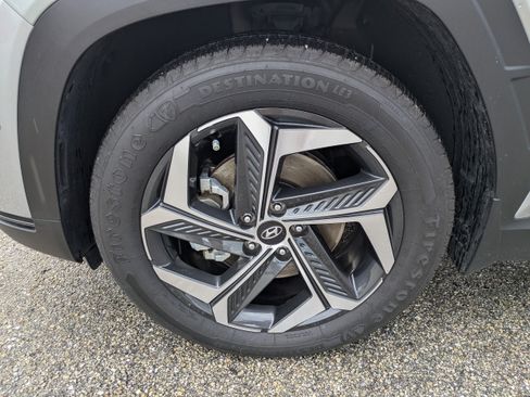 Used 2022 Hyundai Tucson Limited FWD image 11