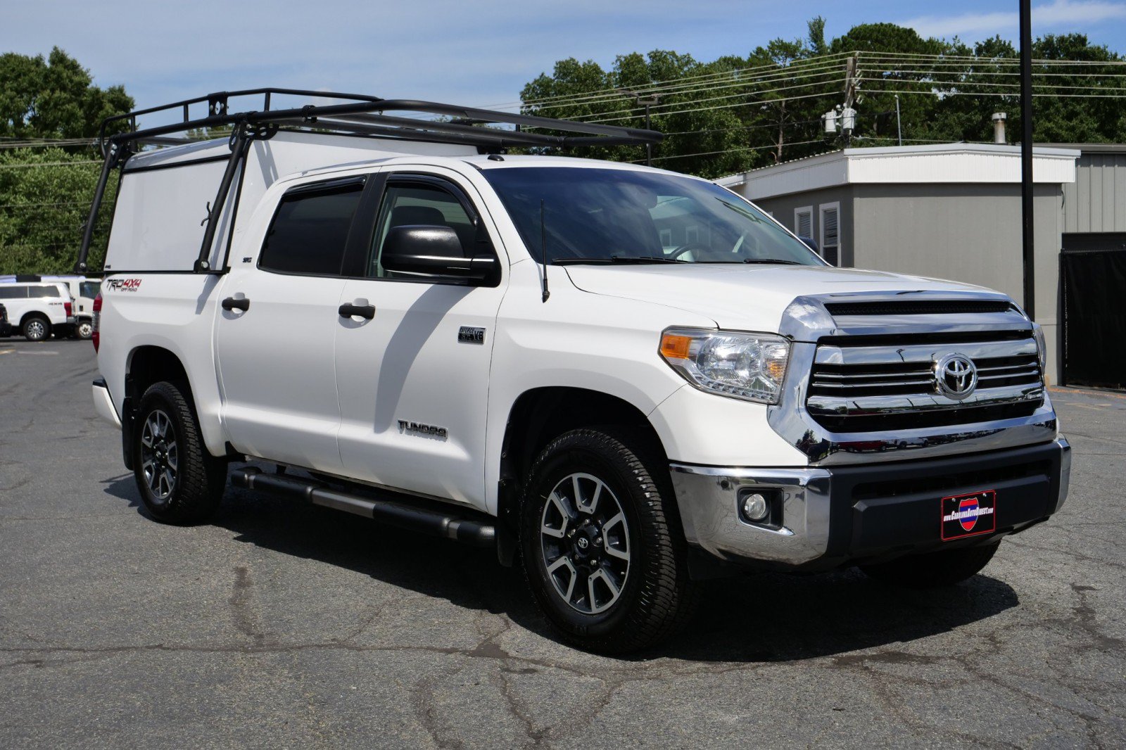 Used 2016 Toyota Tundra SR5 w/ TRD Off Road Package AWD/4WD image 4