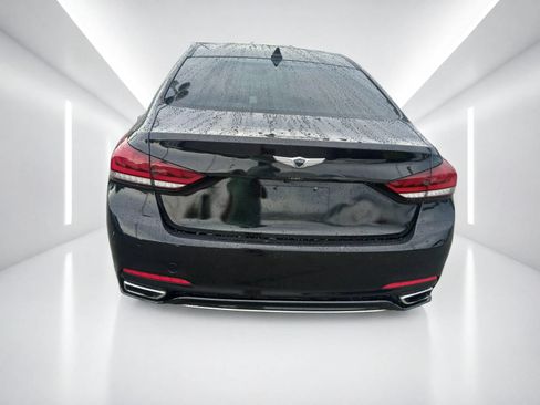 Used 2018 Genesis G80 3.8 RWD image 5