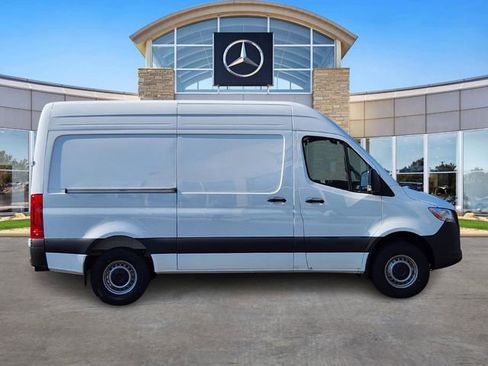 New 2025 Mercedes-Benz Sprinter 2500 image 5