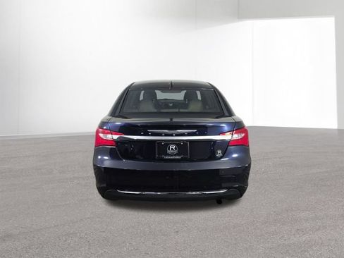Used 2012 Chrysler 200 Touring FWD image 14