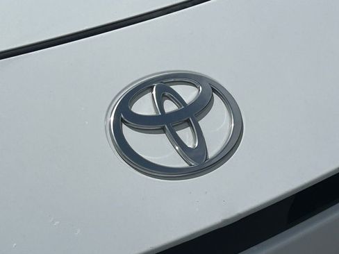 Used 2025 Toyota Camry LE FWD image 11