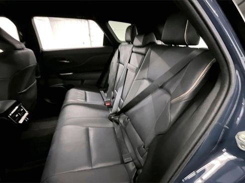 Used 2025 Toyota Crown Signia XLE image 20