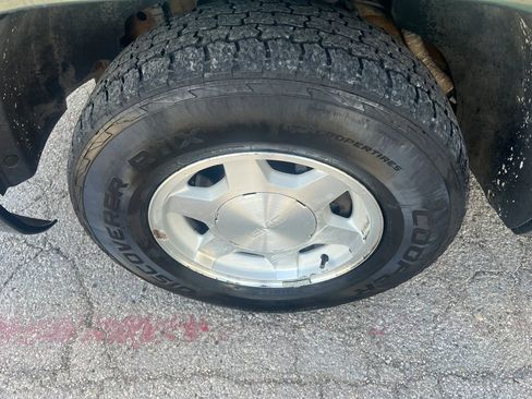 Used 2004 GMC Sierra 1500 SLE image 23