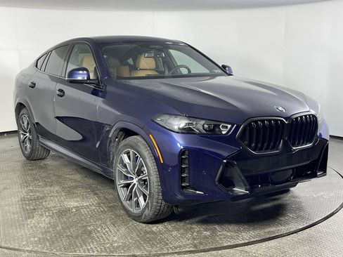 New 2026 BMW X6 xDrive40i image 3