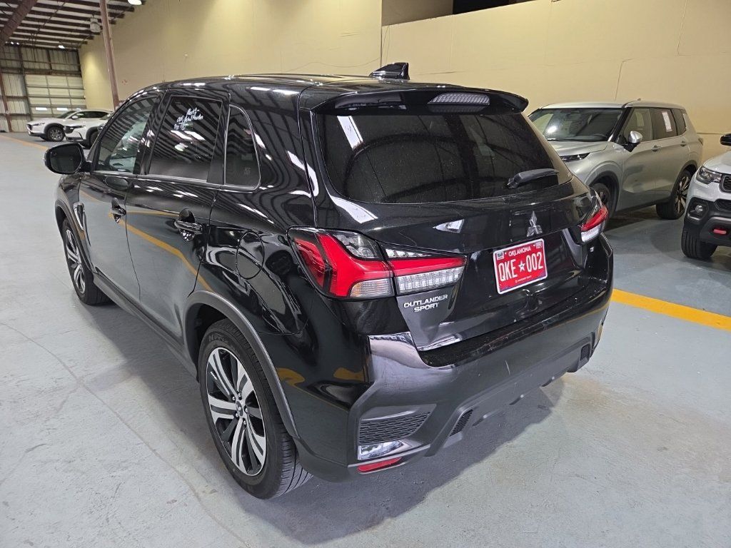 Used 2025 Mitsubishi Outlander Sport SE AWD/4WD image 8