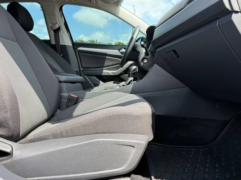 Used 2019 Volkswagen Jetta S w/ Driver Assistance Package FWD image 18