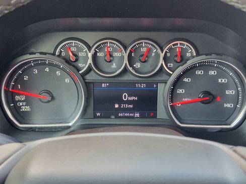 Used 2021 Chevrolet Tahoe Z71 w/ Z71 Signature Package AWD/4WD image 16