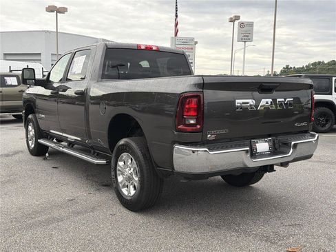 Used 2026 RAM 2500 Big Horn AWD/4WD image 6