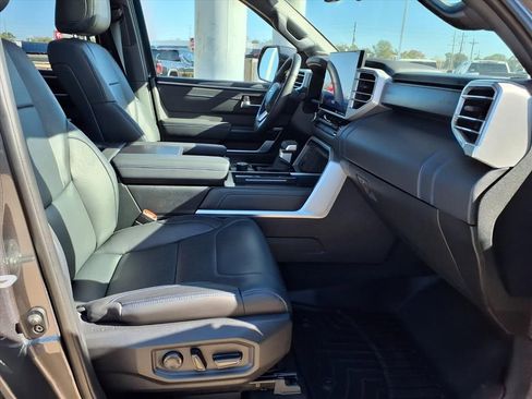 Used 2023 Toyota Tundra Platinum image 21