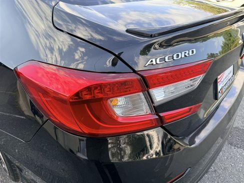 Used 2020 Honda Accord Sport image 10
