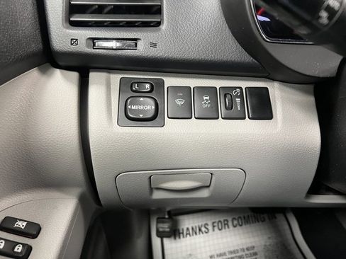 Used 2013 Toyota Highlander Plus image 36