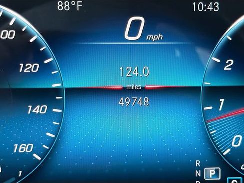 Used 2022 Mercedes-Benz GLE 350 4MATIC w/ Premium Package image 40