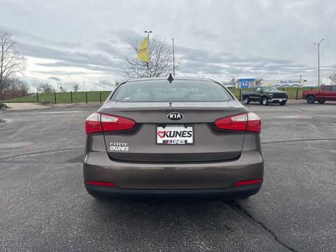 Used 2014 Kia Forte LX w/ Popular Package image 4
