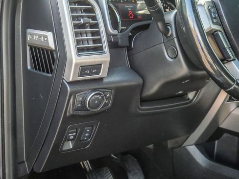 Used 2018 Ford F150 Platinum w/ Equipment Group 701A Luxury AWD/4WD image 36
